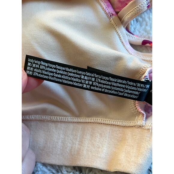 Victoria’s Secret pink ultimately lightly lined sports bra size medium - Picture 6 of 7